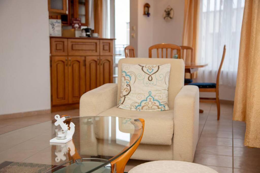 Convenient 1-Bedroom Flat Next To Harmanite Beach 소조폴 외부 사진