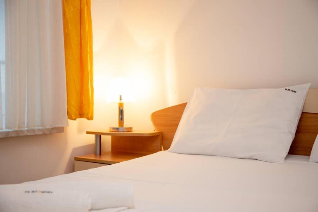Convenient 1-Bedroom Flat Next To Harmanite Beach 소조폴 외부 사진