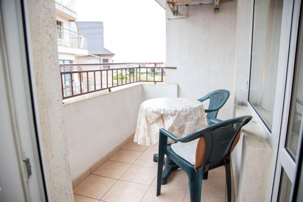 Convenient 1-Bedroom Flat Next To Harmanite Beach 소조폴 외부 사진