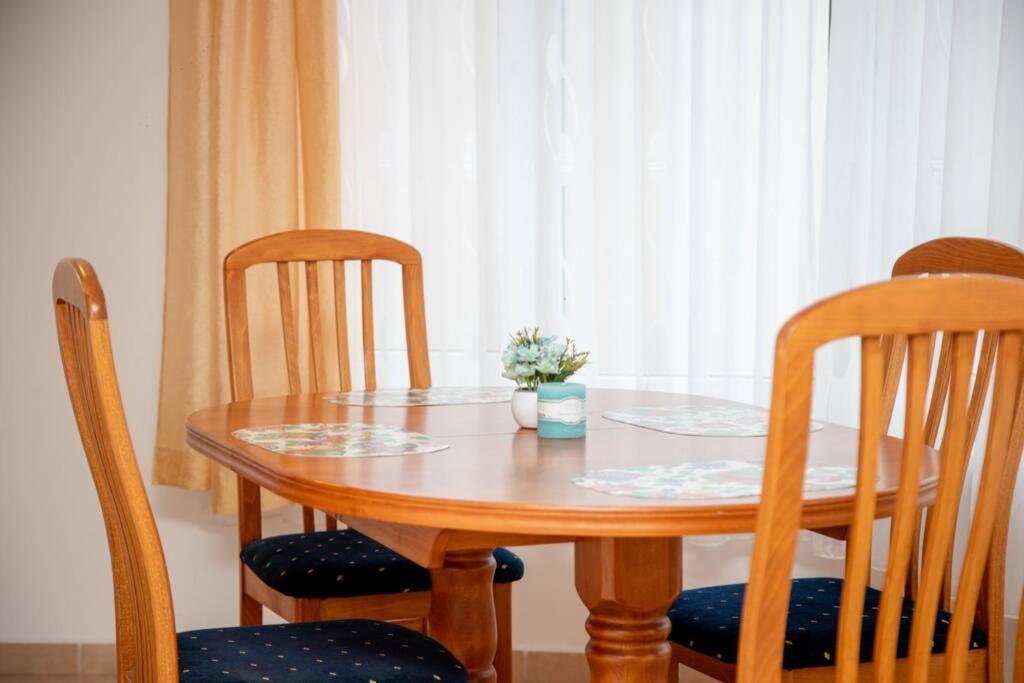 Convenient 1-Bedroom Flat Next To Harmanite Beach 소조폴 외부 사진