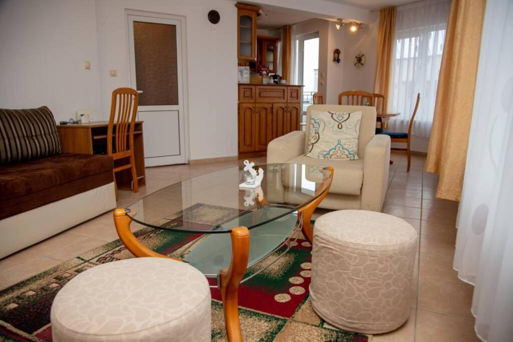 Convenient 1-Bedroom Flat Next To Harmanite Beach 소조폴 외부 사진