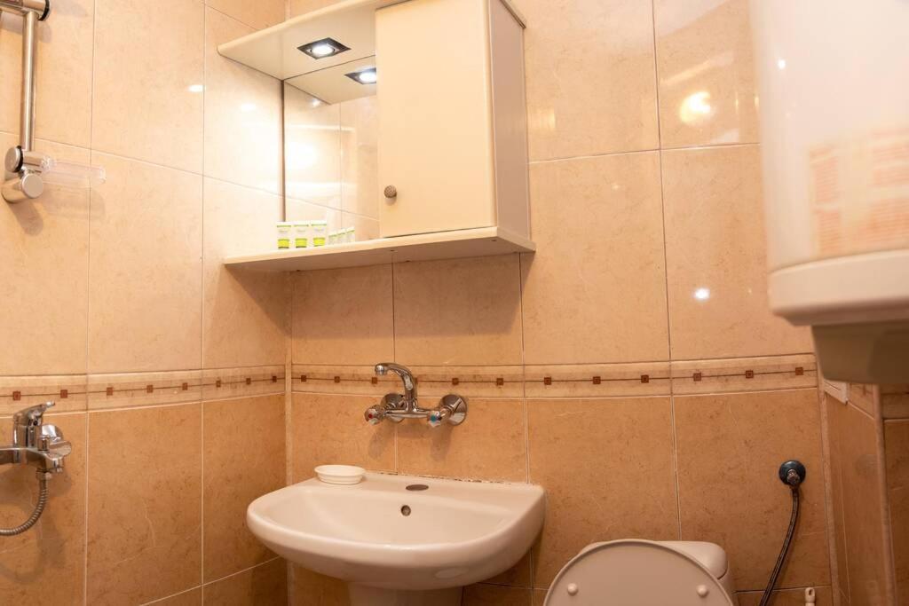 Convenient 1-Bedroom Flat Next To Harmanite Beach 소조폴 외부 사진